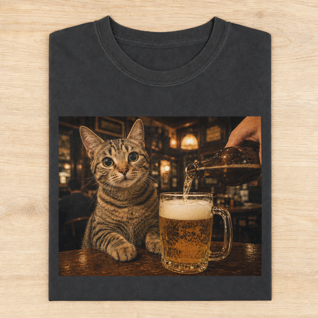 Tabby Cat Beer Pub T-shirt